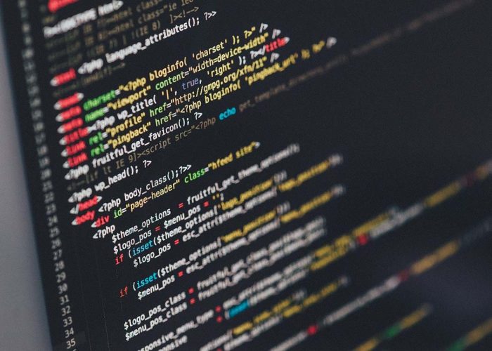 Cómo traducir un fragmento de código a otro lenguaje de programación usando la Inteligencia Artificial